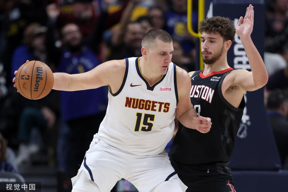 坛上的空白 坛上的空白