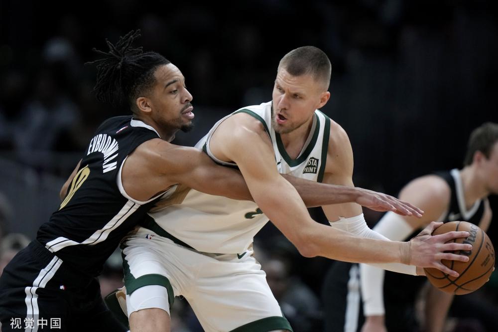 在安菲尔德 在安菲尔德