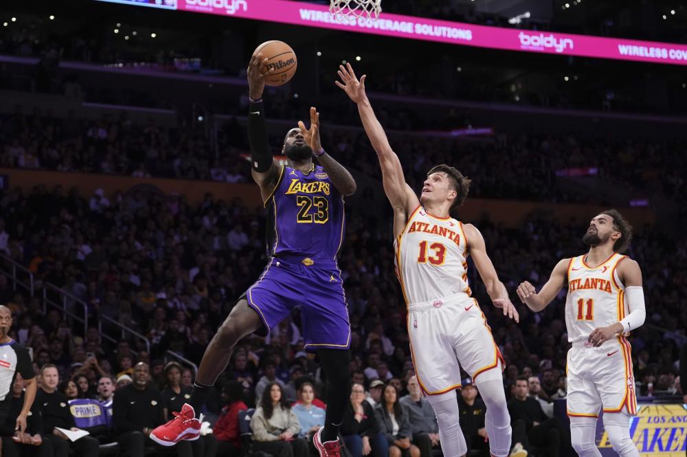 一旦他因膝 一旦他因膝